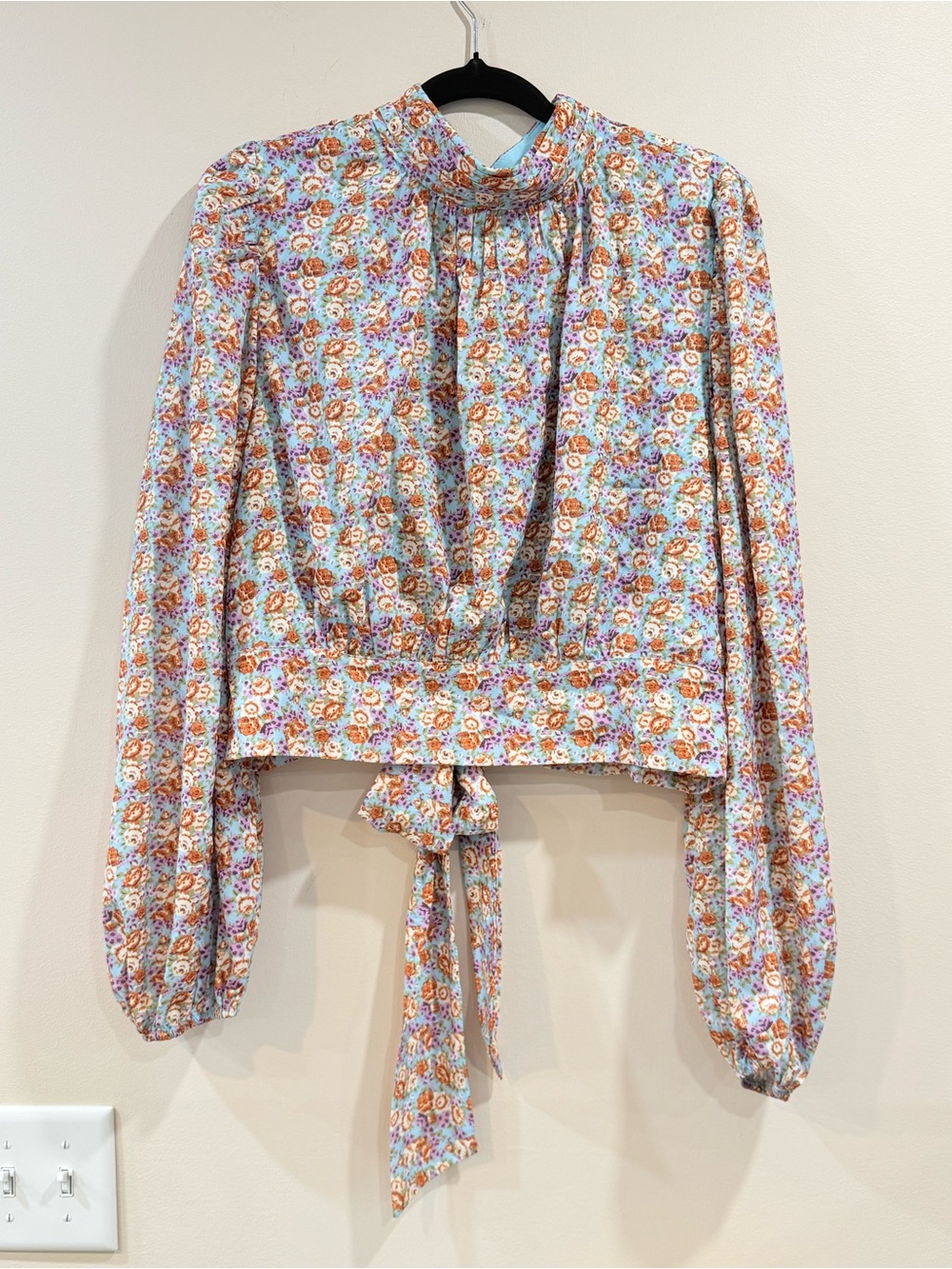🔥NWOT Bohme Women’s Floral uncovered back Long-Sleeve Blouse Size M 🔥